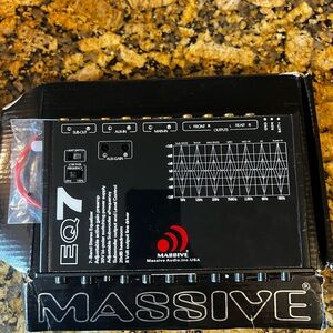 Massive Audio EQ7 Equalizer/ Subwoofer/Volume Knob